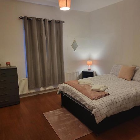 Mcf Short Stay Accommodation - Handsworth เบอร์มิงแฮม ภายนอก รูปภาพ