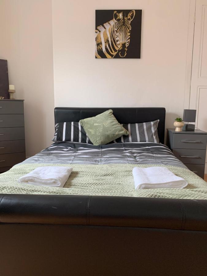 Mcf Short Stay Accommodation - Handsworth เบอร์มิงแฮม ภายนอก รูปภาพ