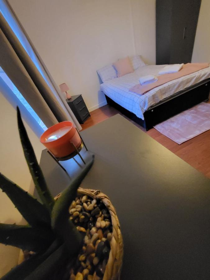 Mcf Short Stay Accommodation - Handsworth เบอร์มิงแฮม ภายนอก รูปภาพ