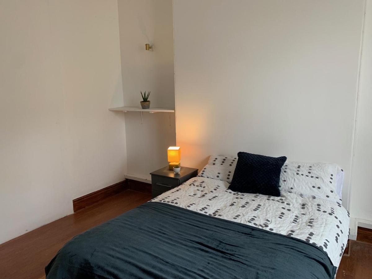 Mcf Short Stay Accommodation - Handsworth เบอร์มิงแฮม ภายนอก รูปภาพ