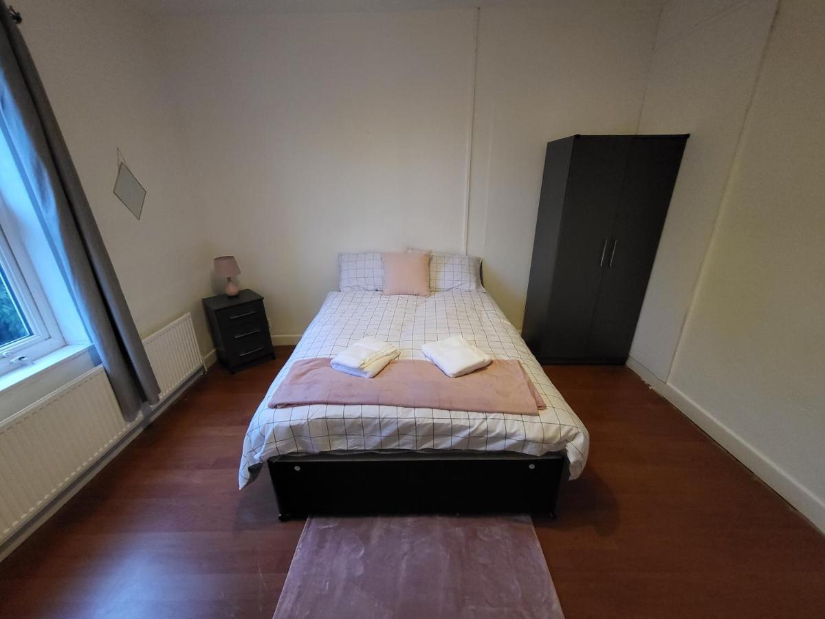 Mcf Short Stay Accommodation - Handsworth เบอร์มิงแฮม ภายนอก รูปภาพ