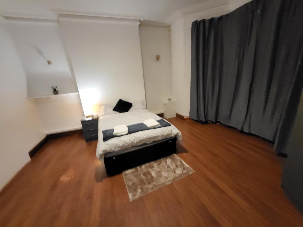 Mcf Short Stay Accommodation - Handsworth เบอร์มิงแฮม ภายนอก รูปภาพ